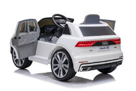 Elektrické autíčko ELJET® Audi Q8 biely

 obrázok produktu 4 z 6