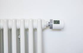 Termostatická hlavica Honeywell Home HR10EE, programovateľná, úsporná biely

 obrázok produktu 2 z 2