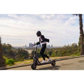 Elektrická kolobežka Segway SuperScooter GT2 

 obrázok produktu 23 z 23