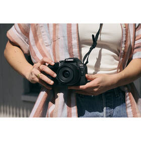 Digitálny fotoaparát Canon R10 + RF-S 18-150 IS STM čierny

 obrázok produktu 13 z 15