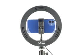 Svetlo CellularLine Selfie Ring s LED osvetlením pre selfie fotky a videá čierne

 obrázok produktu 1 z 8