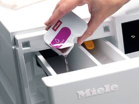 Prací prostriedok Miele Caps WoolCare na vlnu a jemné prádlo (9 ks) 

 obrázok produktu 2 z 4