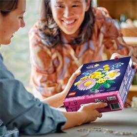Stavebnica LEGO® Botanicals 10347 Drobná slunečná kytice 

 obrázok produktu 3 z 9