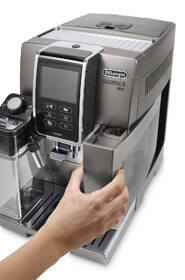 Espresso De'Longhi ECAM370.95.T 

 obrázok produktu 13 z 22