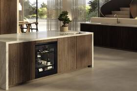 Vínotéka Miele KWTUS 7055 F čierna/sklo

 obrázok produktu 8 z 9