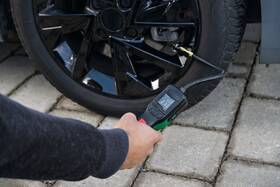 Kompresor Bosch PNE 0.603.947.500 čierny

 obrázok produktu 4 z 6