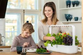 Inteligentný kvetináč Click and Grow Smart Garden 9 Pro biely

 obrázok produktu 6 z 7
