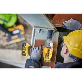 Doťahovák rázový Dewalt DCF900N (bez batérie) 

 obrázok produktu 3 z 3