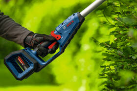 Nožnice na živý plot Bosch Professional GHE 18V-50FP (bez baterie) 

 obrázok produktu 3 z 10