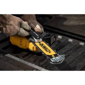 Píla reťazová Dewalt DCMPS520P1 (s batériou) 

 obrázok produktu 4 z 7