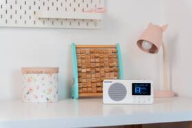 Rádioprijímač s DAB+ Blaupunkt DR6 biely

 obrázok produktu 5 z 7