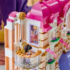 Stavebnica LEGO® Friends 42704 Grandhotel v mestečku Heartlake 

 obrázok produktu 5 z 8