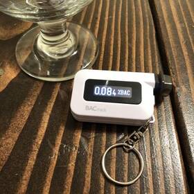 Alkoholtestér BACtrack BACtrack C6 

 obrázok produktu 4 z 7