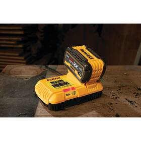 Nabíjačka Dewalt XR 12 A DCB117 

 obrázok produktu 2 z 2