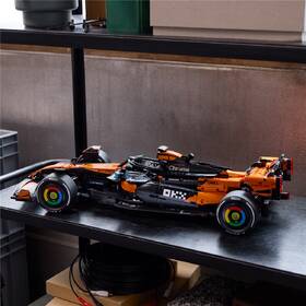 Stavebnica LEGO® Technic 42228 Auto McLaren MCL39 F1® 

 obrázok produktu 4 z 8