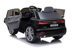 Elektrické autíčko ELJET® Audi Q8 čierne

 obrázok produktu 6 z 7