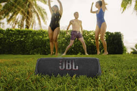 Prenosný reproduktor JBL FLIP 6 čierny

 obrázok produktu 12 z 12