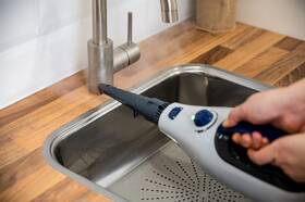Parný mop Dirt Devil DD7004 2v1 

 obrázok produktu 26 z 32