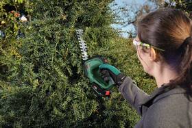 Nožnice na trávu Bosch AdvancedShear 18 (s batériou) 

 obrázok produktu 6 z 7