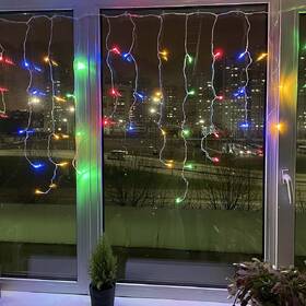 Vianočné osvetlenie ColorWay vnútorné, 100 LED, 3× 0,6m, IP20, USB, viacfarebné 

 obrázok produktu 2 z 10