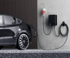 Nabíjacia stanica dé pro elektromobily 22kW s 15m kabelem, verze s CZ aplikací čierna

 obrázok produktu 7 z 8