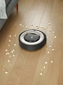 Robotický vysávač iRobot Roomba e5 (grey 5152) 

 obrázok produktu 17 z 23