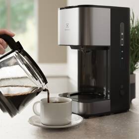 Kávovar Electrolux E3CM1-3ST 

 obrázok produktu 6 z 8