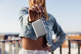 Powerbank Epico UltraPack Mag+ 10000mAh sivý

 obrázok produktu 9 z 12