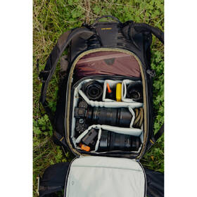 Batoh Peak Design Outdoor Backpack 45L zelený

 obrázok produktu 6 z 11