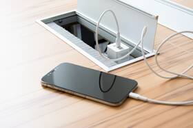 Nabíjačka do siete FIXED GaN USB, 2x USB-C PD, 65W biela

 obrázok produktu 8 z 10