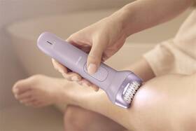 Epilátor Philips BRE728/00 fialový

 obrázok produktu 8 z 15