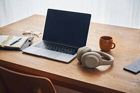 Slúchadlá Sony WH-1000XM4 strieborná

 obrázok produktu 9 z 14