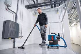 Priemyselný vysávač Bosch Professional GAS 18V-12 MC (bez batérie) 

 obrázok produktu 4 z 5