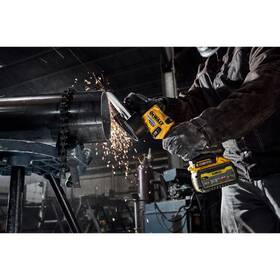 Uhlová brúska akumulátorová Dewalt DCG440N (bez baterie) 

 obrázok produktu 2 z 3