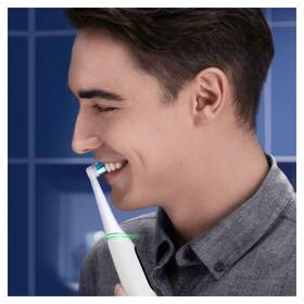 Súprava zubných kefiek Oral-B Duo Pack White 

 obrázok produktu 2 z 7