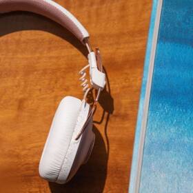Slúchadlá Marley Positive Vibration Frequency BT, Cooper biela

 obrázok produktu 3 z 3