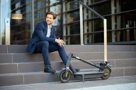 Elektrická kolobežka Segway MAX G30E II 

 obrázok produktu 11 z 12