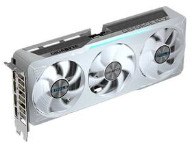 Grafická karta GIGABYTE GeForce RTX 5070 EAGLE OC ICE SFF 12G 

 obrázok produktu 3 z 9