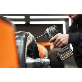 Doťahovák rázový Dewalt DCF85MM1T-QW (s batériou) 

 obrázok produktu 8 z 11