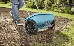 Rozmetadlo hnojív Gardena 0432-20 

 obrázok produktu 8 z 9