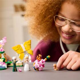 Stavebnica LEGO® Wicked 75688 Glinda a jej svadba 

 obrázok produktu 8 z 8