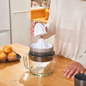 Lis na citrusy Black+Decker BXCJ30E čierny/biely

 obrázok produktu 5 z 9