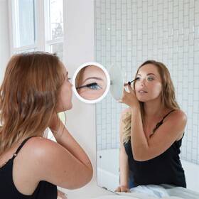 Zrkadlo kozmetické Lanaform 2 in 1 Mirror biele

 obrázok produktu 3 z 5