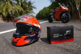 Outdoorová kamera Insta360 GO 3S 128 GB Motorcycle In-Helmet POV Bundle čierny

 obrázok produktu 17 z 19