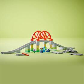 Stavebnica LEGO® DUPLO® 10426 Železniční most a koleje – rozšiřující sada 

 obrázok produktu 4 z 9
