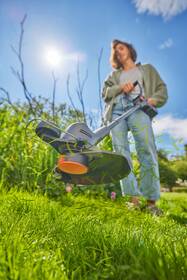 Vyžínač Gardena EasyTrim 25/18V P4A (s batériou) 

 obrázok produktu 6 z 8