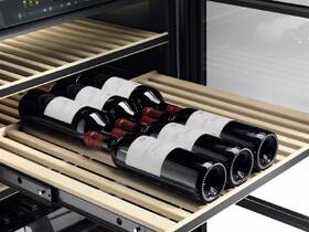 Vínotéka Miele KWTUS 7054 F čierna/sklo

 obrázok produktu 4 z 7