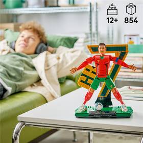 Stavebnica LEGO® Editions 43016 Cristiano Ronaldo – Fotbalová legenda 

 obrázok produktu 7 z 9