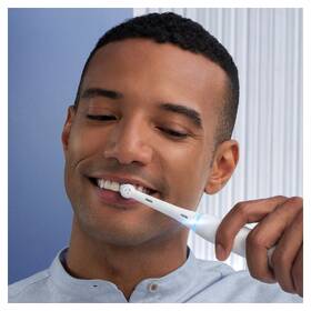 Zubná kefka Oral-B White Alabaster 

 obrázok produktu 3 z 9