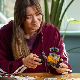 Stavebnica LEGO® │ Disney a Pixar 43279 VALL•I a EVA 

 obrázok produktu 6 z 6